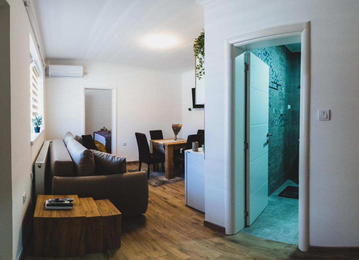 סובוטיקה Alfa Apartmani מראה חיצוני תמונה