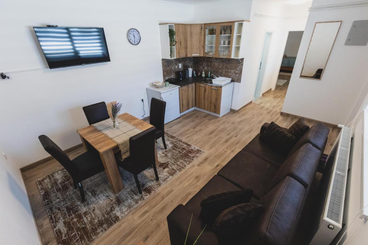 סובוטיקה Alfa Apartmani מראה חיצוני תמונה