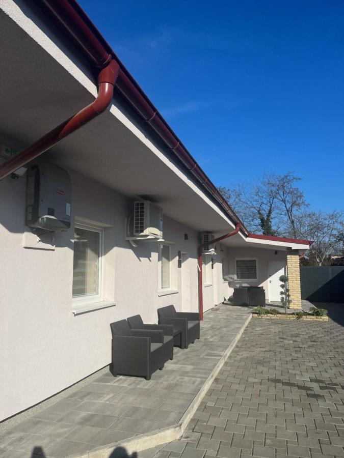 סובוטיקה Alfa Apartmani מראה חיצוני תמונה